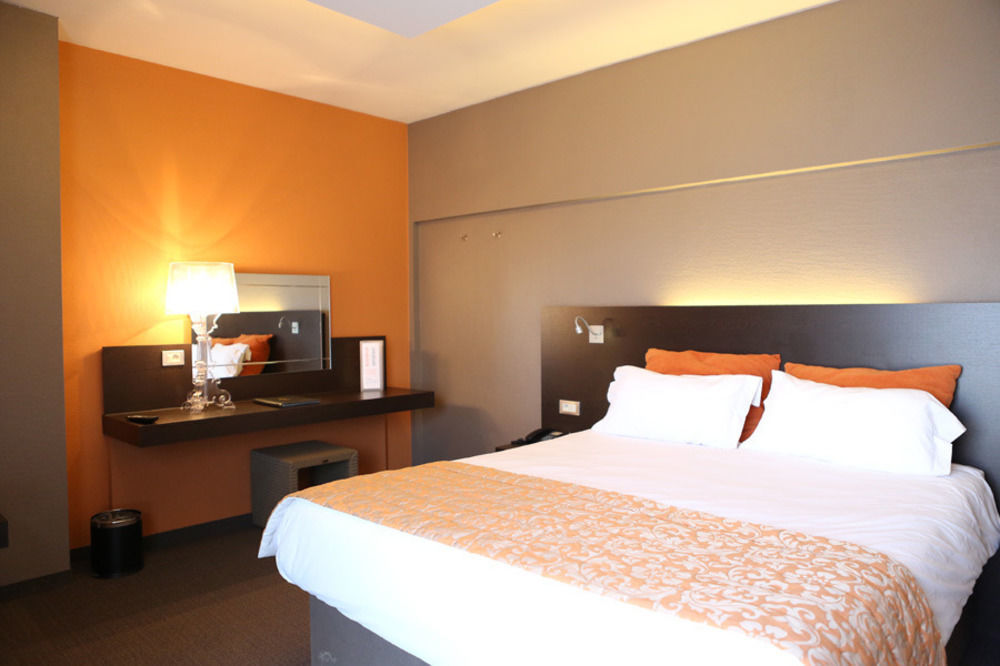 Ariane Hotel Ieper Ngoại thất bức ảnh
